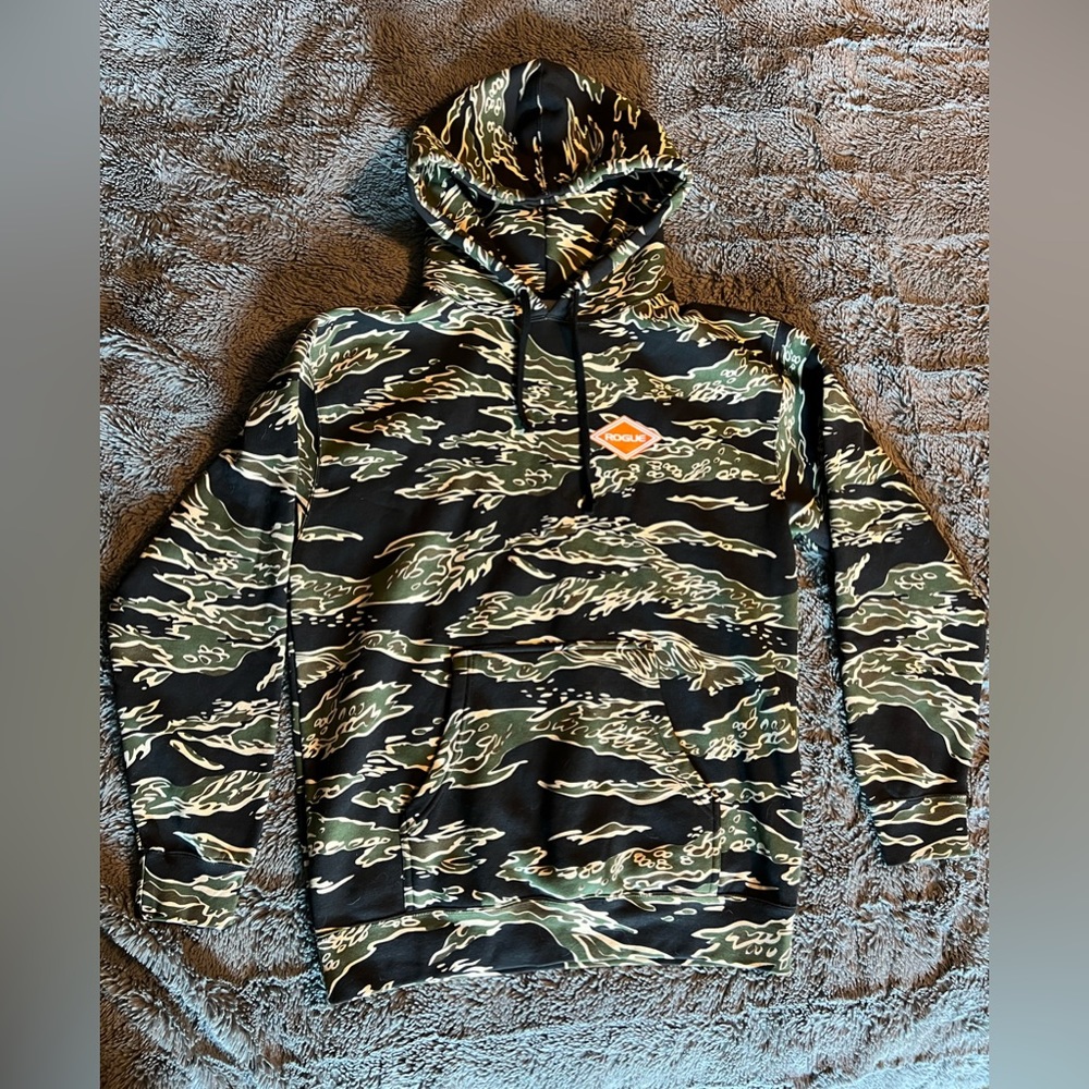 Size large Rogue tiger camo hoodie. New without tags.